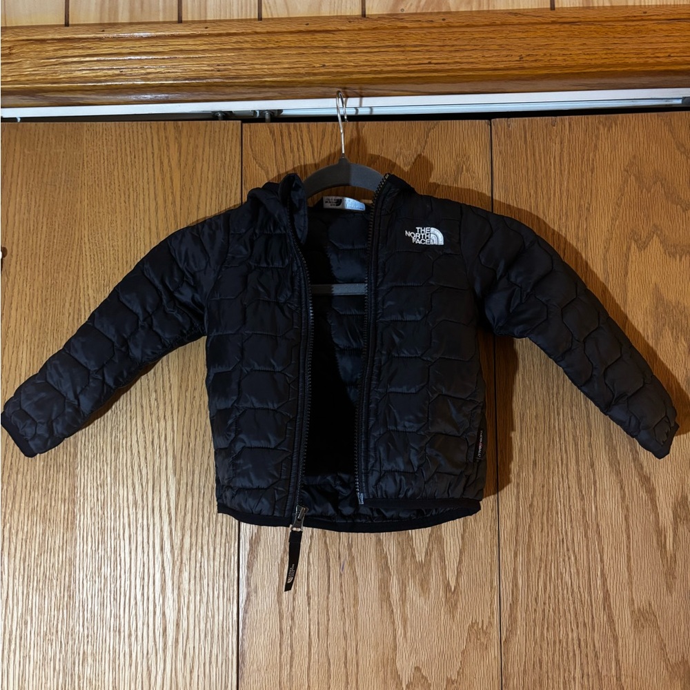 The North Face toddler Thermoball hooded jacket